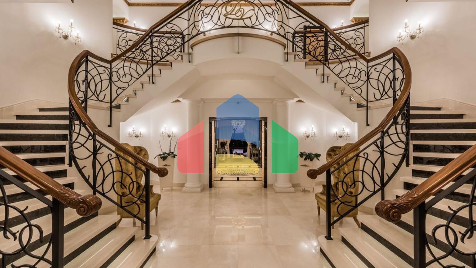 Роскошная Вилла с 7 Спальнями в Престижном Районе Hacienda Las Chapas на Востоке Марбельи