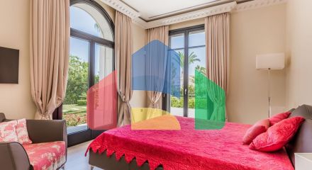 Роскошная Вилла с 7 Спальнями в Престижном Районе Hacienda Las Chapas на Востоке Марбельи