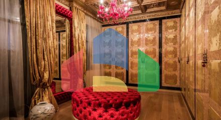 Роскошная Вилла с 7 Спальнями в Престижном Районе Hacienda Las Chapas на Востоке Марбельи