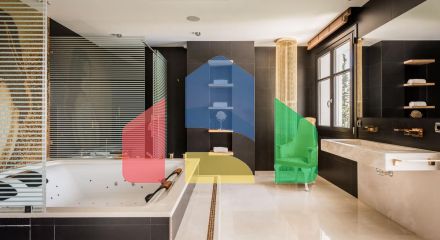 Роскошная Вилла с 7 Спальнями в Престижном Районе Hacienda Las Chapas на Востоке Марбельи