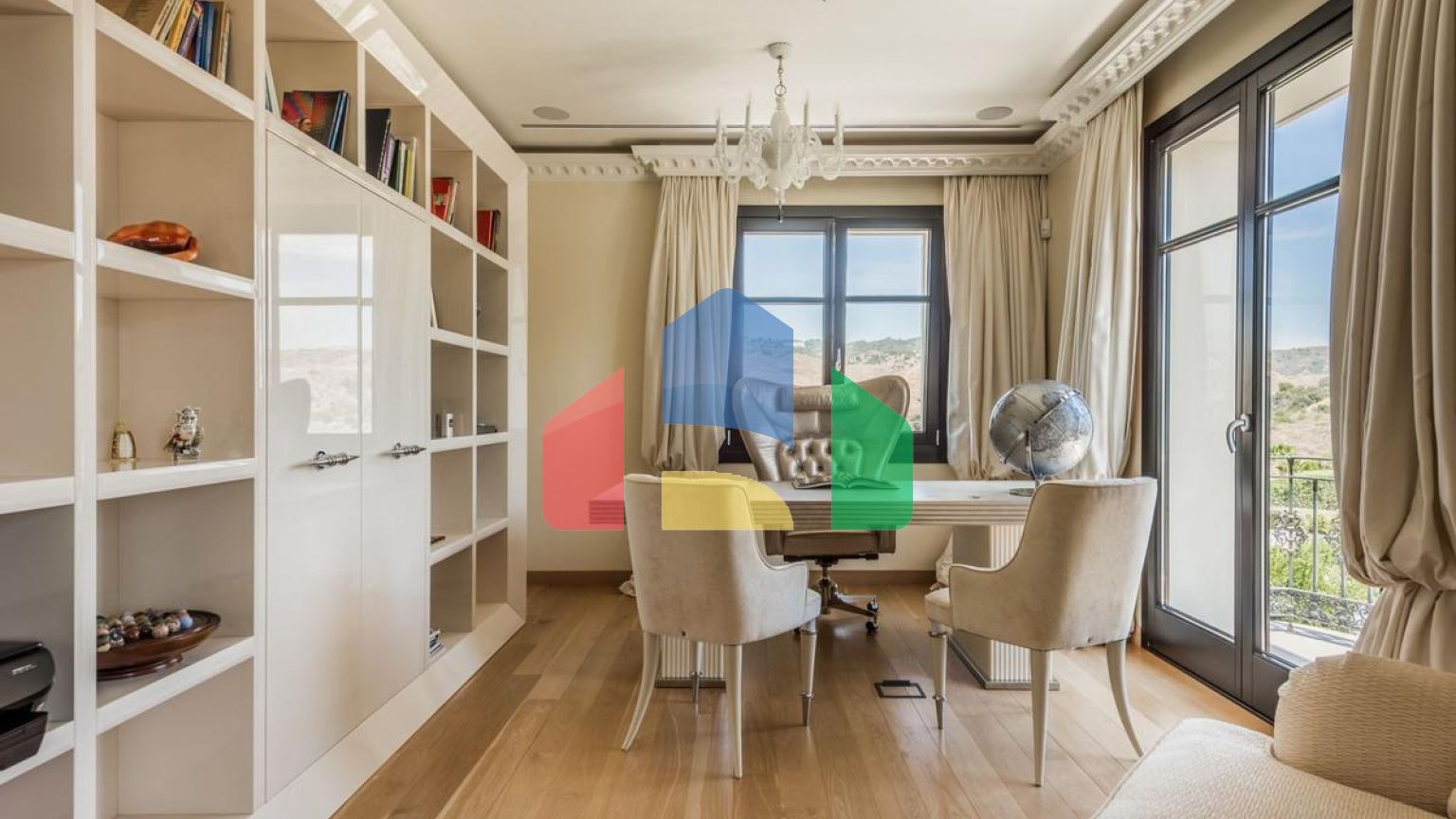 Роскошная Вилла с 7 Спальнями в Престижном Районе Hacienda Las Chapas на Востоке Марбельи