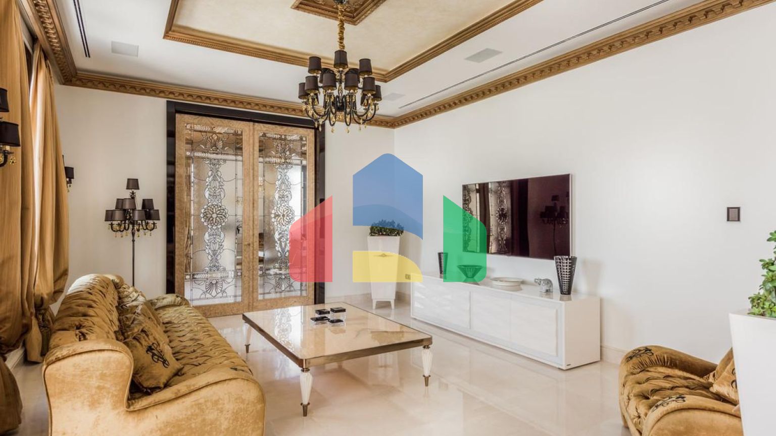 Роскошная Вилла с 7 Спальнями в Престижном Районе Hacienda Las Chapas на Востоке Марбельи