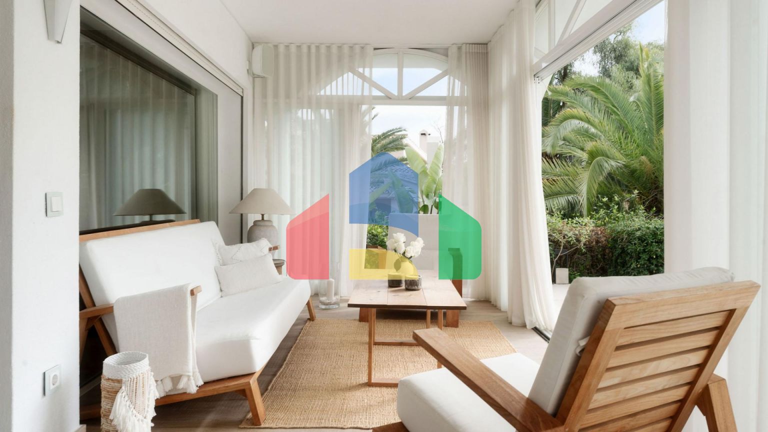 Современная вилла с традиционным испанским шармом в Эльвирии