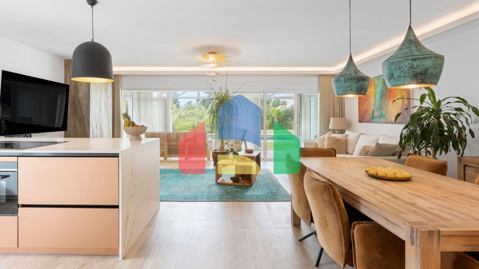 Современная вилла с традиционным испанским шармом в Эльвирии