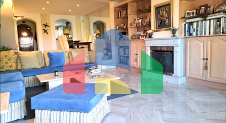 Beautiful townhouse on 2 levels in Nueva Andalucía