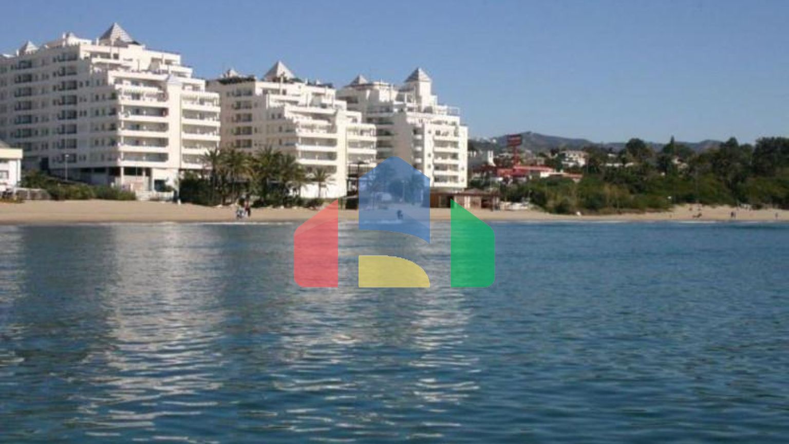 Инвестиционная возможность на первой линии пляжа в Марбелье.