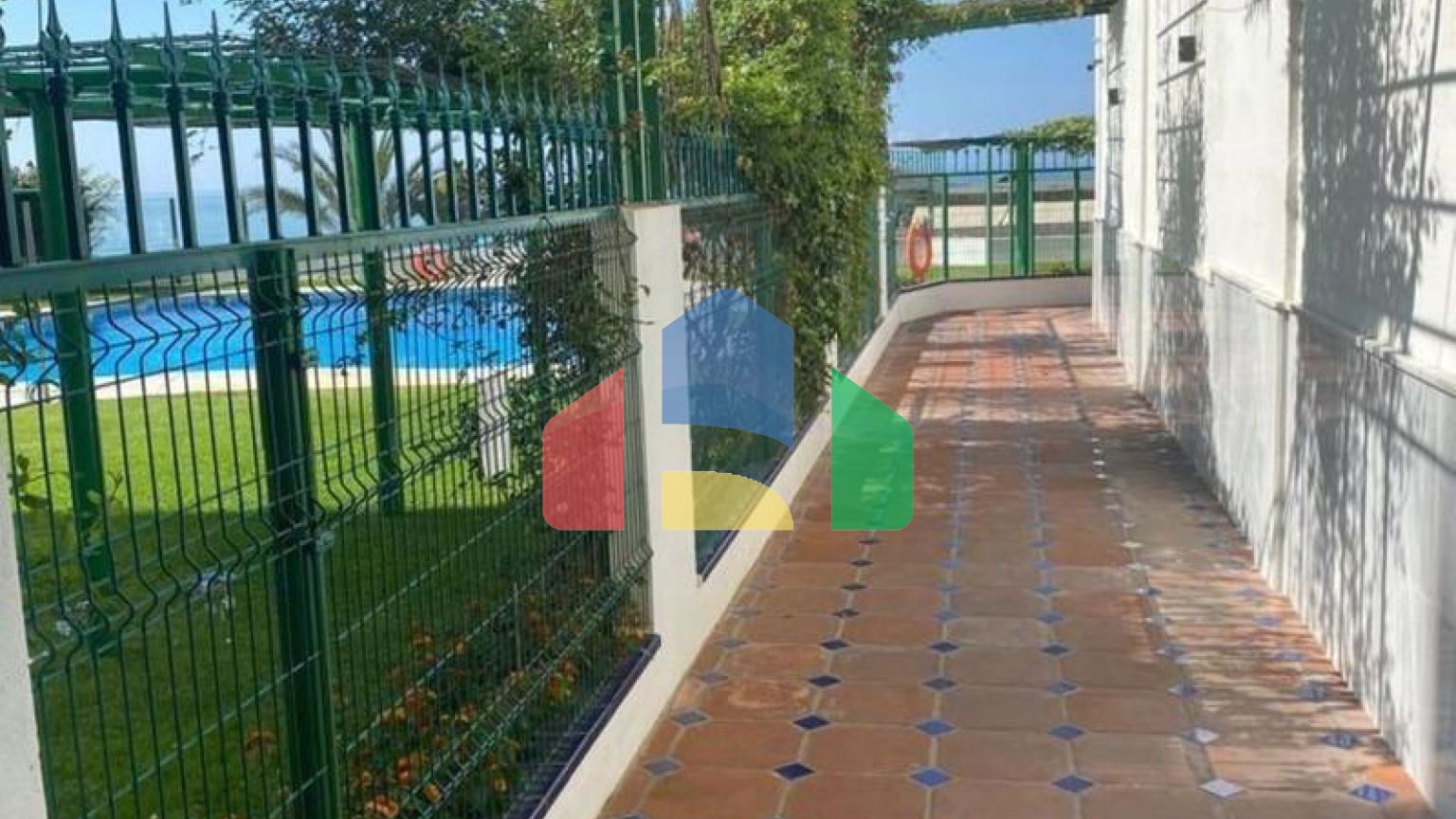 Инвестиционная возможность на первой линии пляжа в Марбелье.