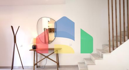 Недавно отремонтированный таунхаус в Алоха Гольф (Марбелья) по супер цене!