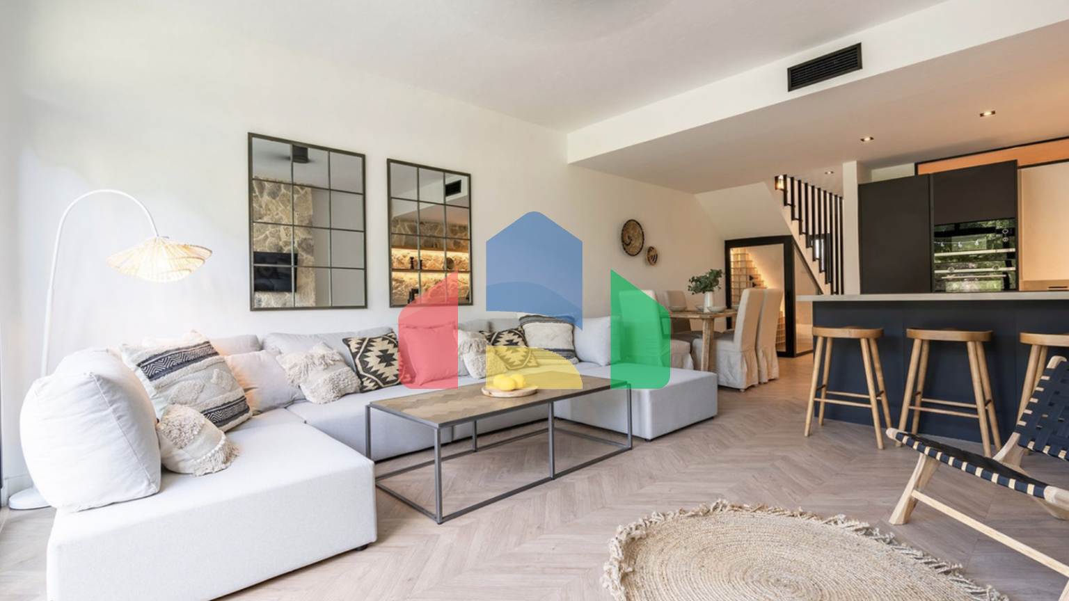 Роскошный таунхаус класса люкс с 3мя спальнями в Марбелье