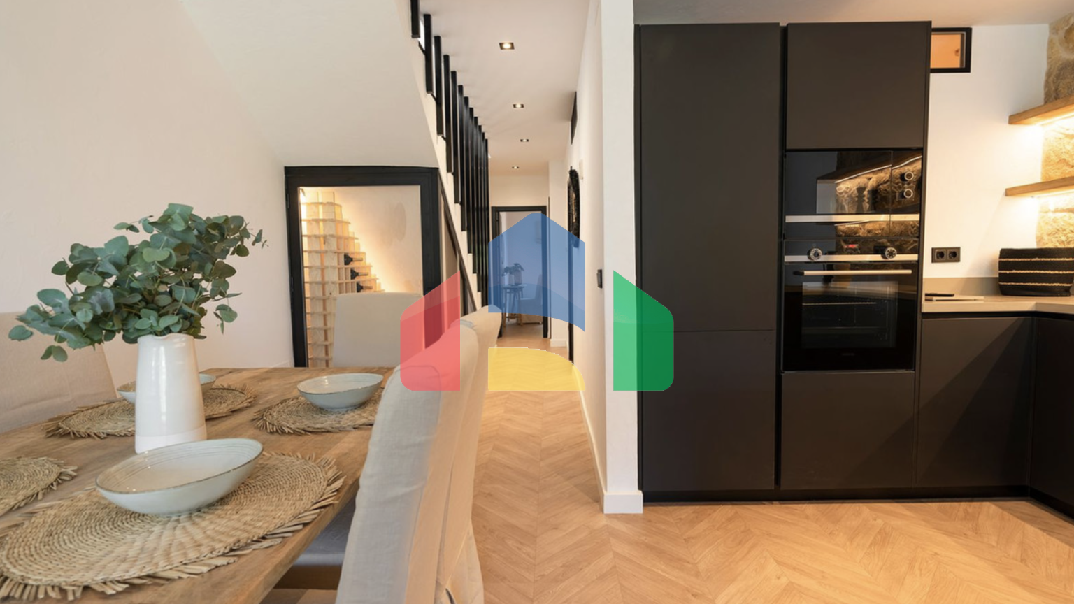 Роскошный таунхаус класса люкс с 3мя спальнями в Марбелье