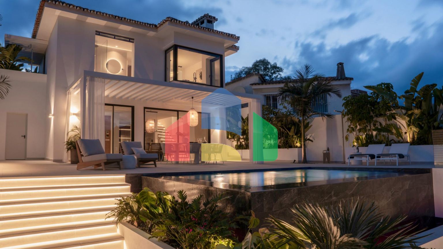 Реновированная роскошная вилла в Нижней Нуевой Андалусия