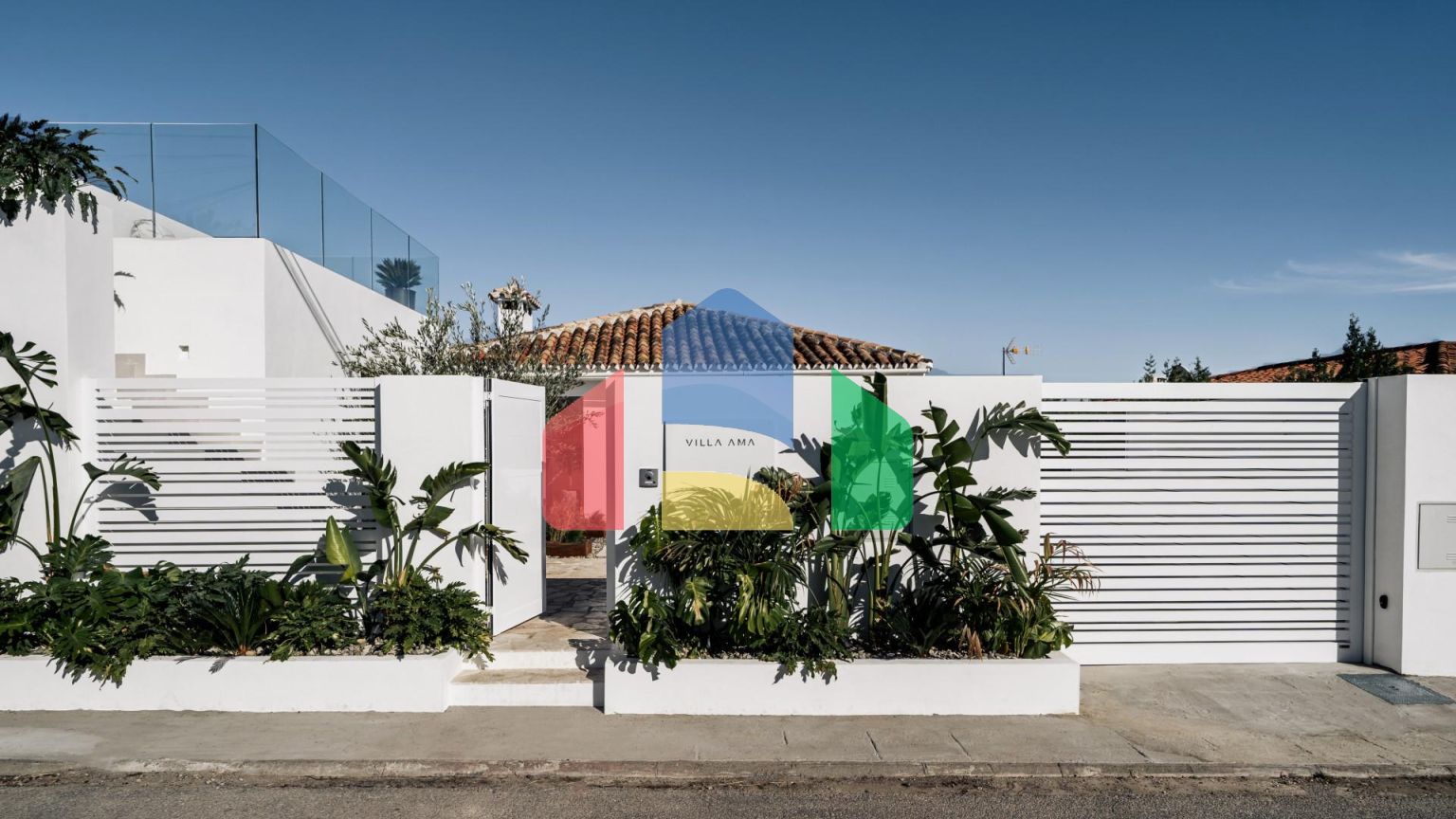 Вилла с частным бассейном, терраса крыши