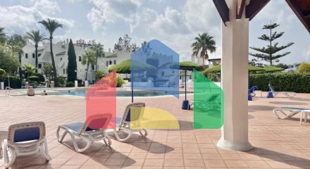 ВОЗМОЖНОСТЬ для инвестиций. Двухуровневый пентхаус с великолепным солярием рядом с Пуэрто-Банус. Марбелья.