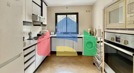 ВОЗМОЖНОСТЬ для инвестиций. Двухуровневый пентхаус с великолепным солярием рядом с Пуэрто-Банус. Марбелья. ВОЗМОЖНОСТЬ для инвестиций. Двухуровневый пентхаус с великолепным солярием рядом с Пуэрто-Банус. Марбелья.