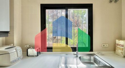 ВОЗМОЖНОСТЬ для инвестиций. Двухуровневый пентхаус с великолепным солярием рядом с Пуэрто-Банус. Марбелья. ВОЗМОЖНОСТЬ для инвестиций. Двухуровневый пентхаус с великолепным солярием рядом с Пуэрто-Банус. Марбелья.