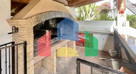 ВОЗМОЖНОСТЬ для инвестиций. Двухуровневый пентхаус с великолепным солярием рядом с Пуэрто-Банус. Марбелья. ВОЗМОЖНОСТЬ для инвестиций. Двухуровневый пентхаус с великолепным солярием рядом с Пуэрто-Банус. Марбелья.