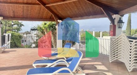 ВОЗМОЖНОСТЬ для инвестиций. Двухуровневый пентхаус с великолепным солярием рядом с Пуэрто-Банус. Марбелья. ВОЗМОЖНОСТЬ для инвестиций. Двухуровневый пентхаус с великолепным солярием рядом с Пуэрто-Банус. Марбелья.