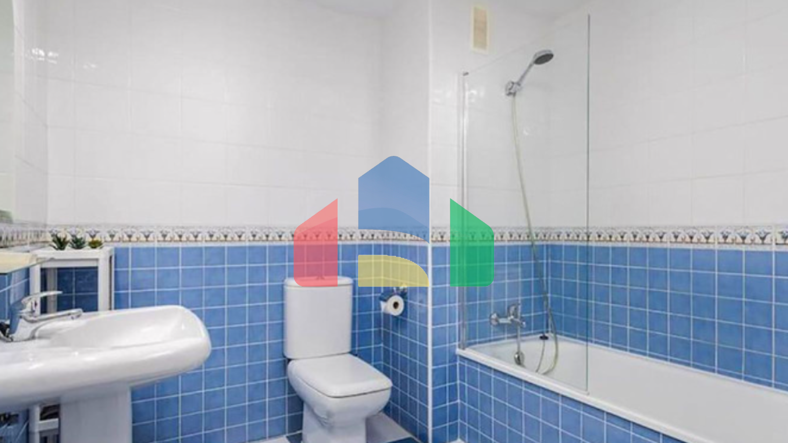 Квартира на среднем этаже на продажу в Марбелье