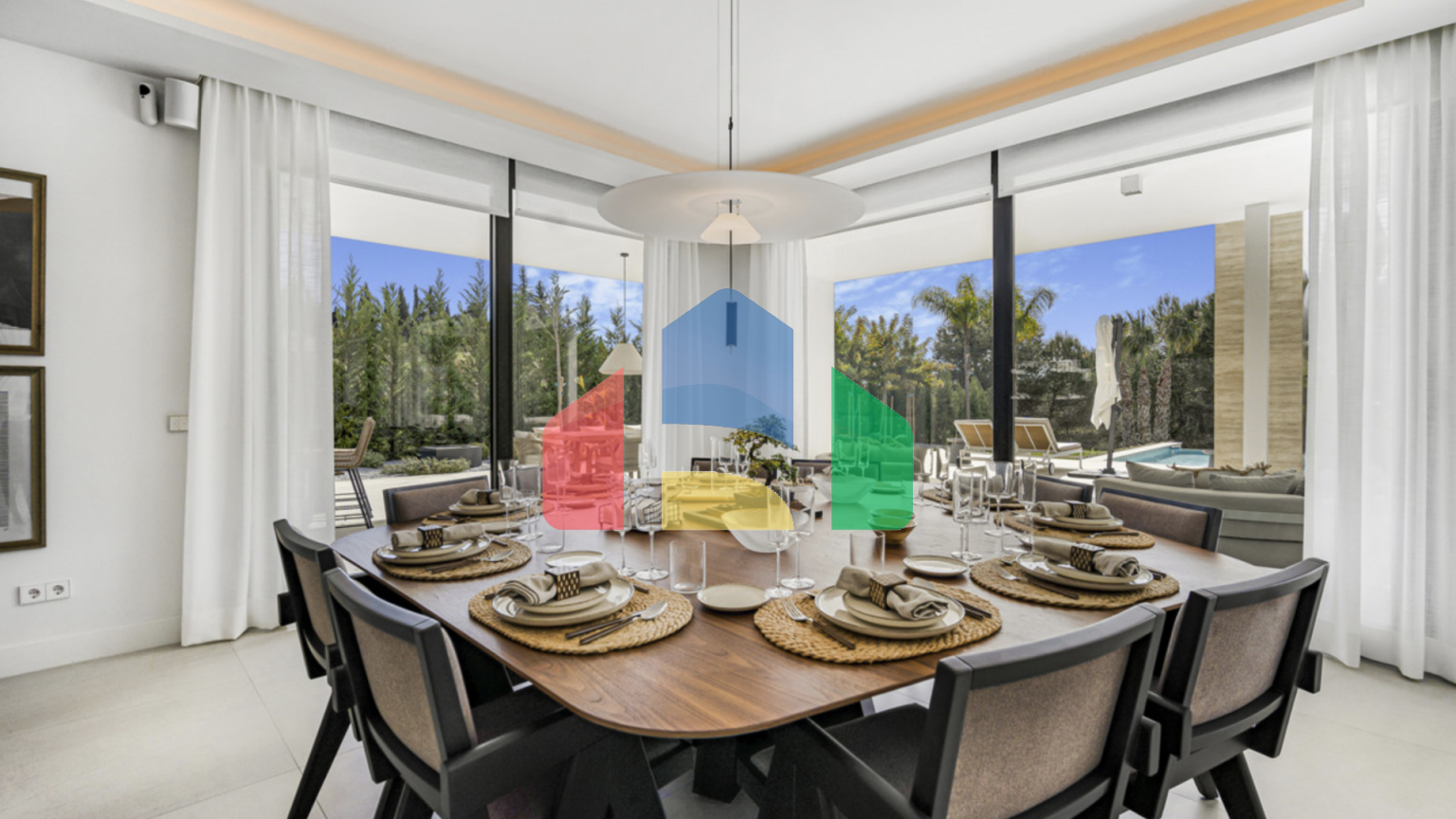 Изысканная вилла в Valle Romano на Золотой Миле Марбельи: роскошь, приватность и первоклассное расположение.