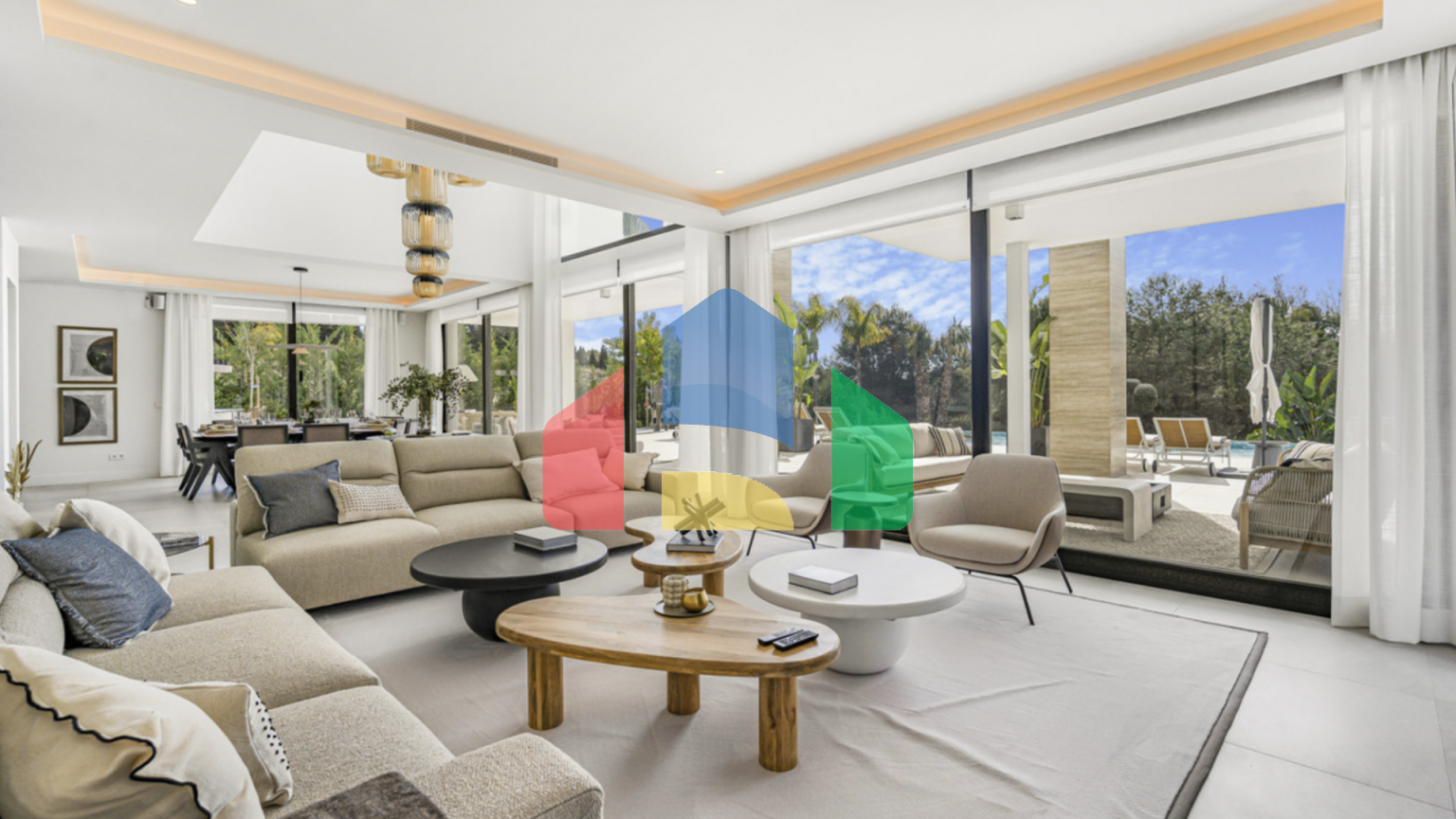 Изысканная вилла в Valle Romano на Золотой Миле Марбельи: роскошь, приватность и первоклассное расположение.