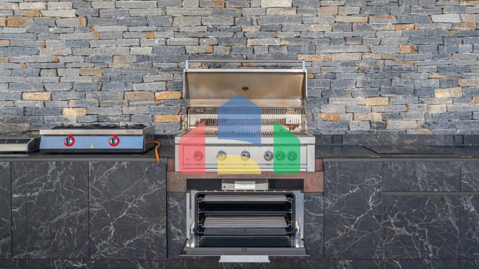 Представляем исключительную виллу в популярной урбанизации Эль-Росарио на престижном побережье Коста-дель-Соль.