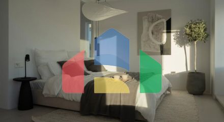 Полностью отремонтированная вилла с исключительным дизайном, расположенная на холмах очаровательной нижней части Новой Андалусии, в нескольких минутах ходьбы от фешенебельного Пуэрто Бануса и пляжа.