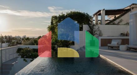 Полностью отремонтированная вилла с исключительным дизайном, расположенная на холмах очаровательной нижней части Новой Андалусии, в нескольких минутах ходьбы от фешенебельного Пуэрто Бануса и пляжа.