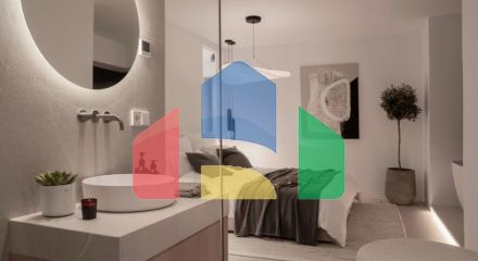 Полностью отремонтированная вилла с исключительным дизайном, расположенная на холмах очаровательной нижней части Новой Андалусии, в нескольких минутах ходьбы от фешенебельного Пуэрто Бануса и пляжа.