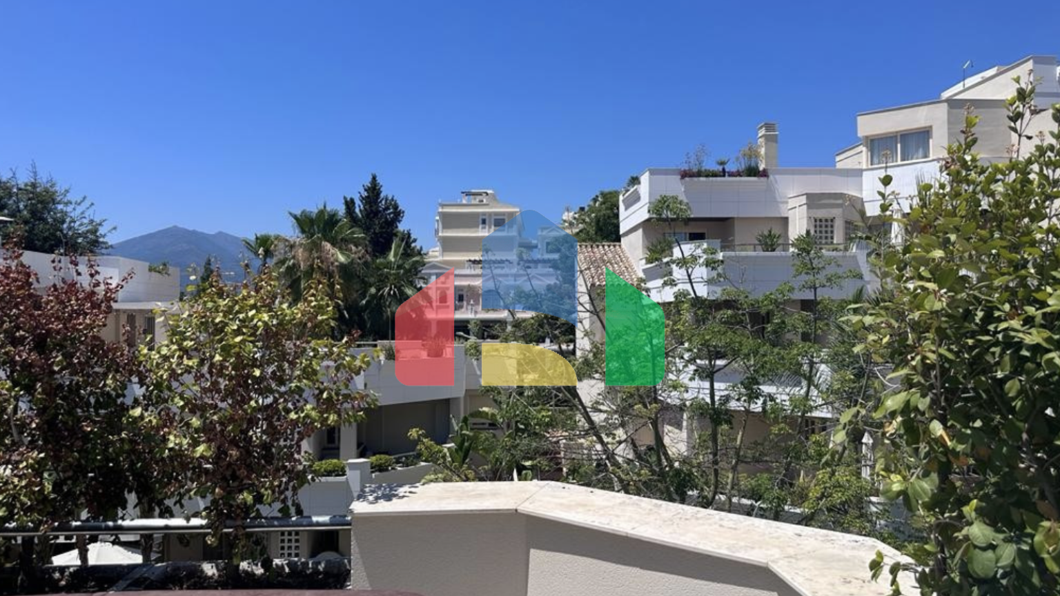 Великолепный 3х комнатный пентхаус в одном из самых востребованных мест Марбельи