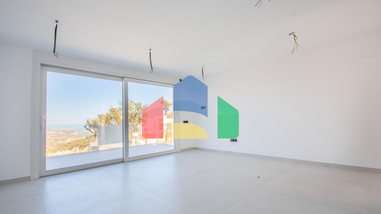 Роскошная вилла в тихом районе