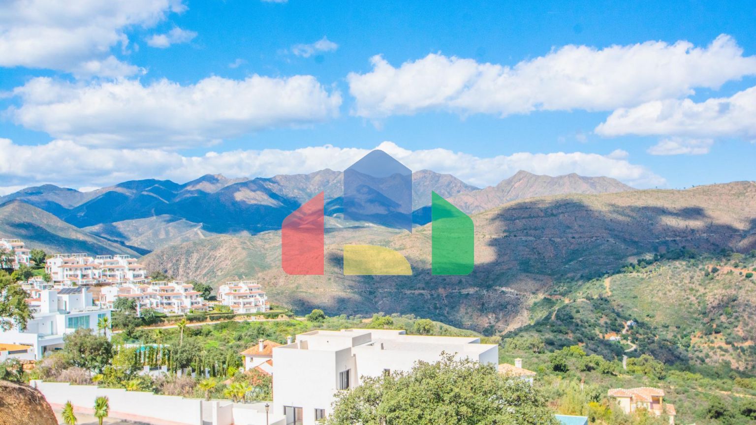 Роскошная вилла в тихом районе