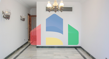 Ваш дом у моря: светлая квартира на первой линии набережной Марбельи с бассейнами и видами