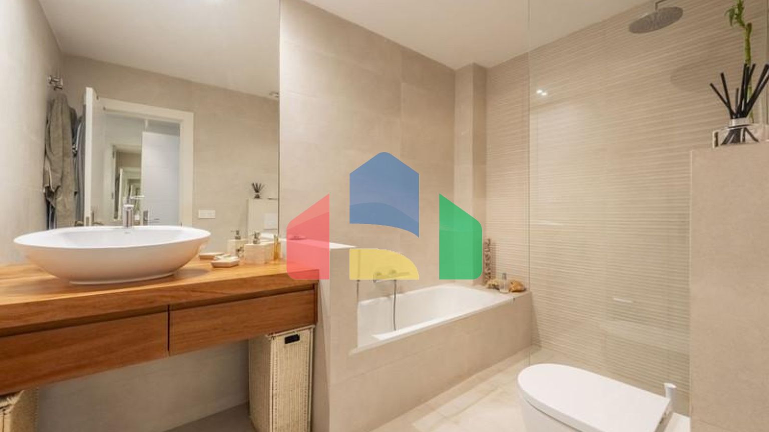 Квартира на первом этаже  в Nagüeles, Golden Mile, Marbella