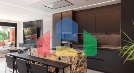 Представляем пляжный рай вашей мечты: недавно отремонтированная квартира с тремя спальнями в Пуэрто Банусе