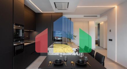 Представляем пляжный рай вашей мечты: недавно отремонтированная квартира с тремя спальнями в Пуэрто Банусе