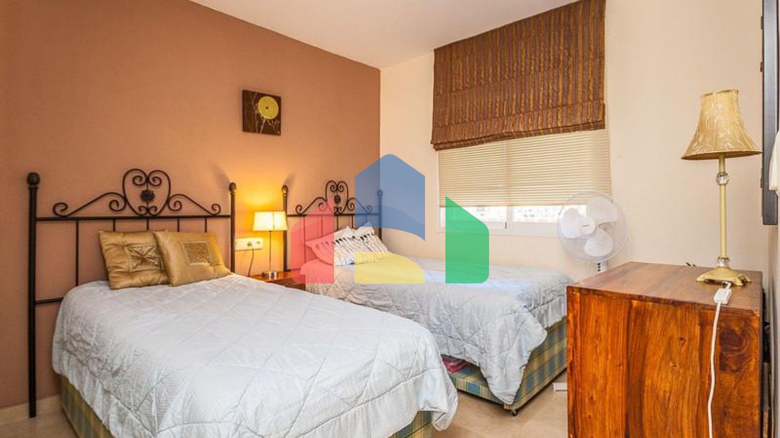 Двухуровневый пентхаус на продажу в Марбелье.