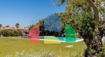 Современная вилла с видом на море и горы в Санта-Клара-Гольф, Марбелья Эсте