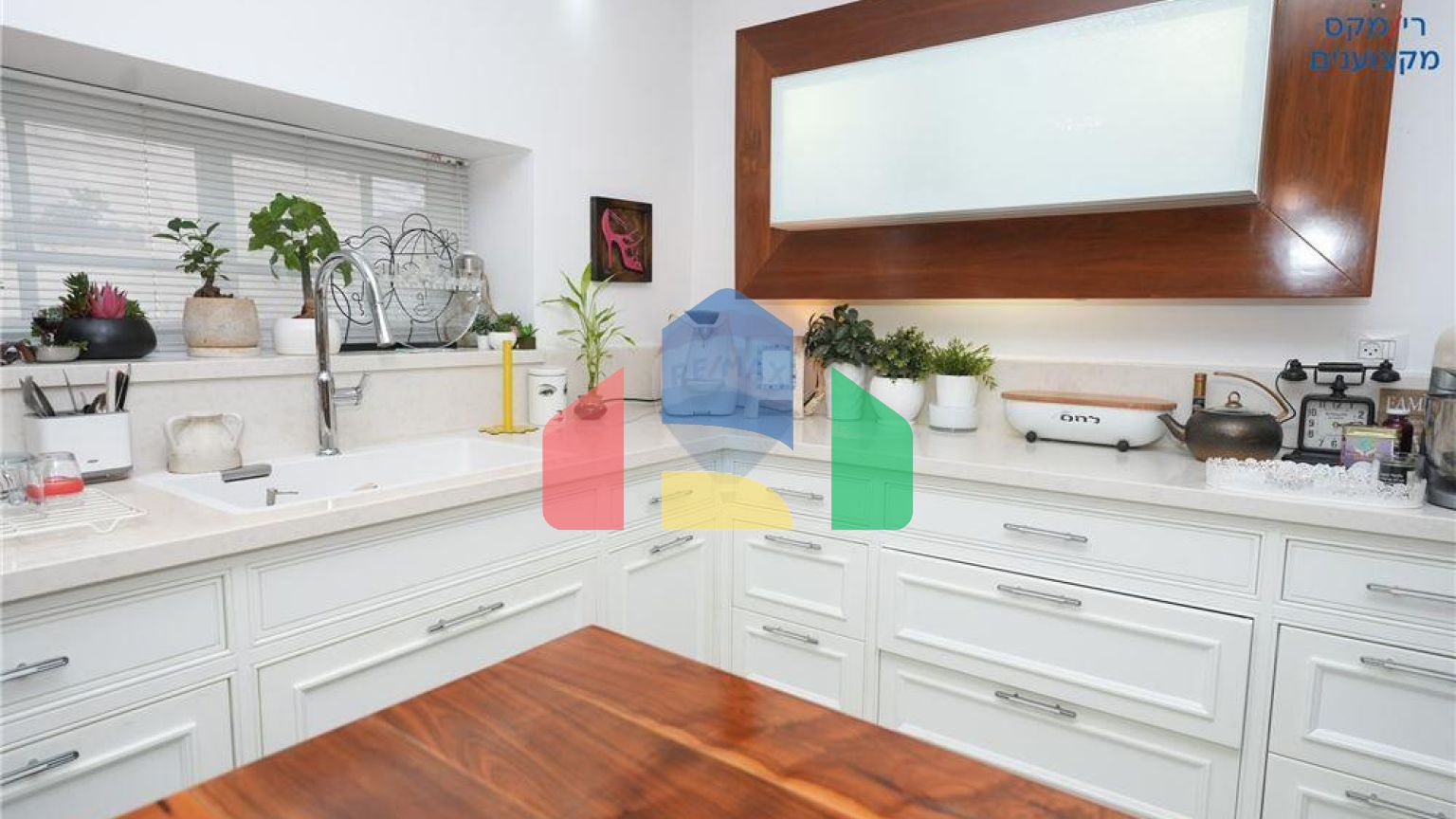 Residential - Cottage - Hadera, Israel - HE