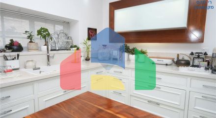 Residential - Cottage - Hadera, Israel - HE