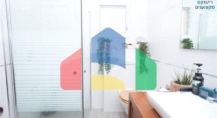 Residential - Cottage - Hadera, Israel - HE