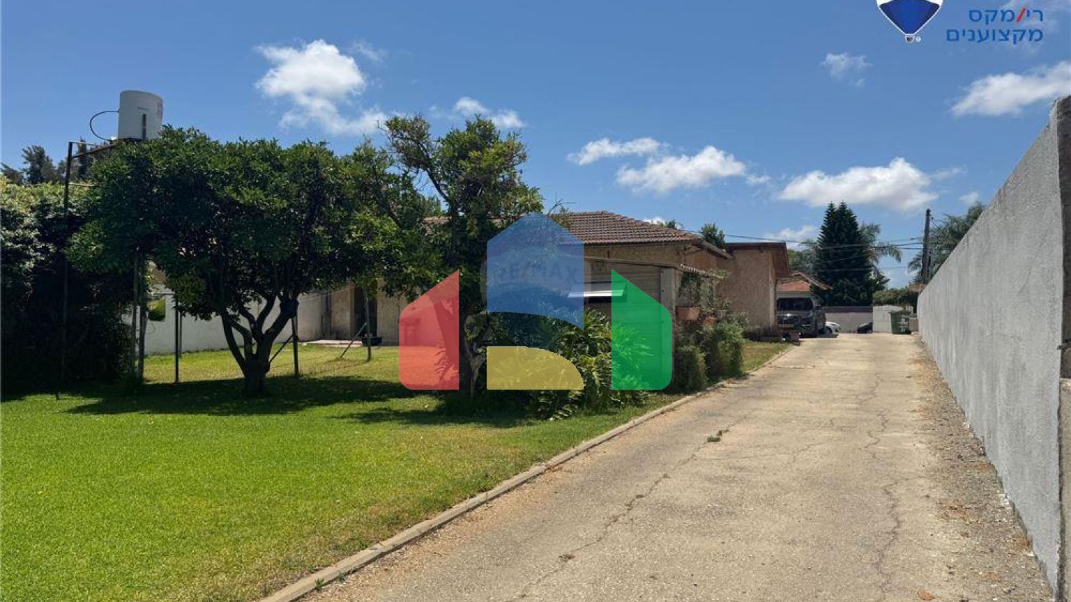 Residential - Semi-Detached House - Hadera, Israel - HE