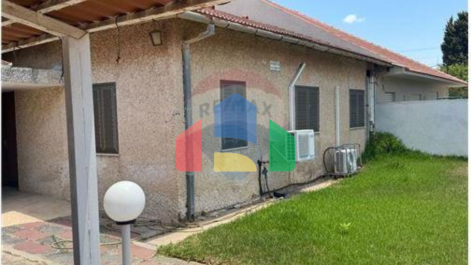 Residential - Semi-Detached House - Hadera, Israel - HE