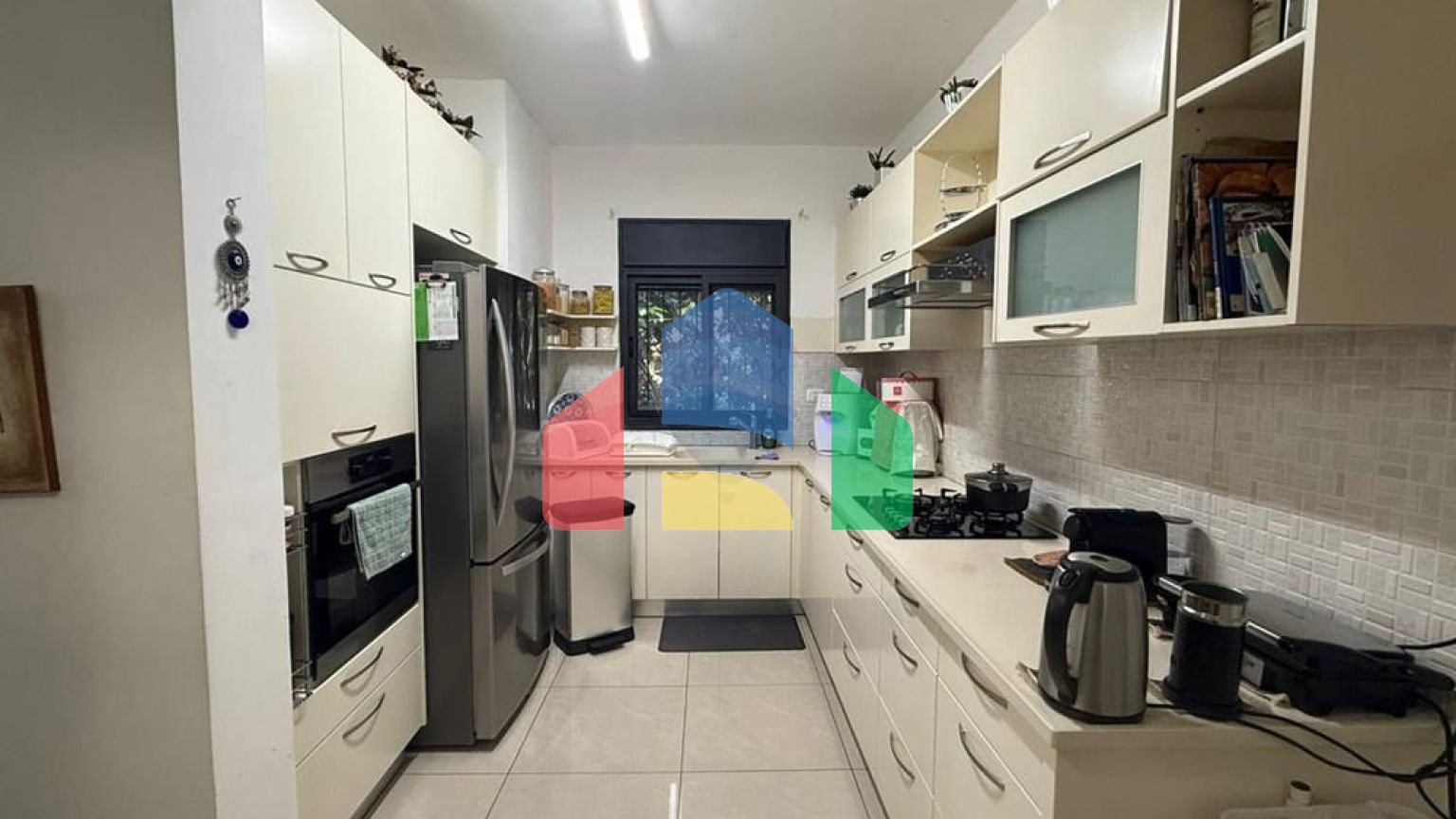 Residential - Condo/Apartment - Haifa, Israel - HE