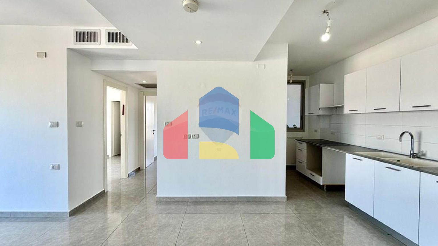 Residential - Condo/Apartment - Netanya, Israel - HE