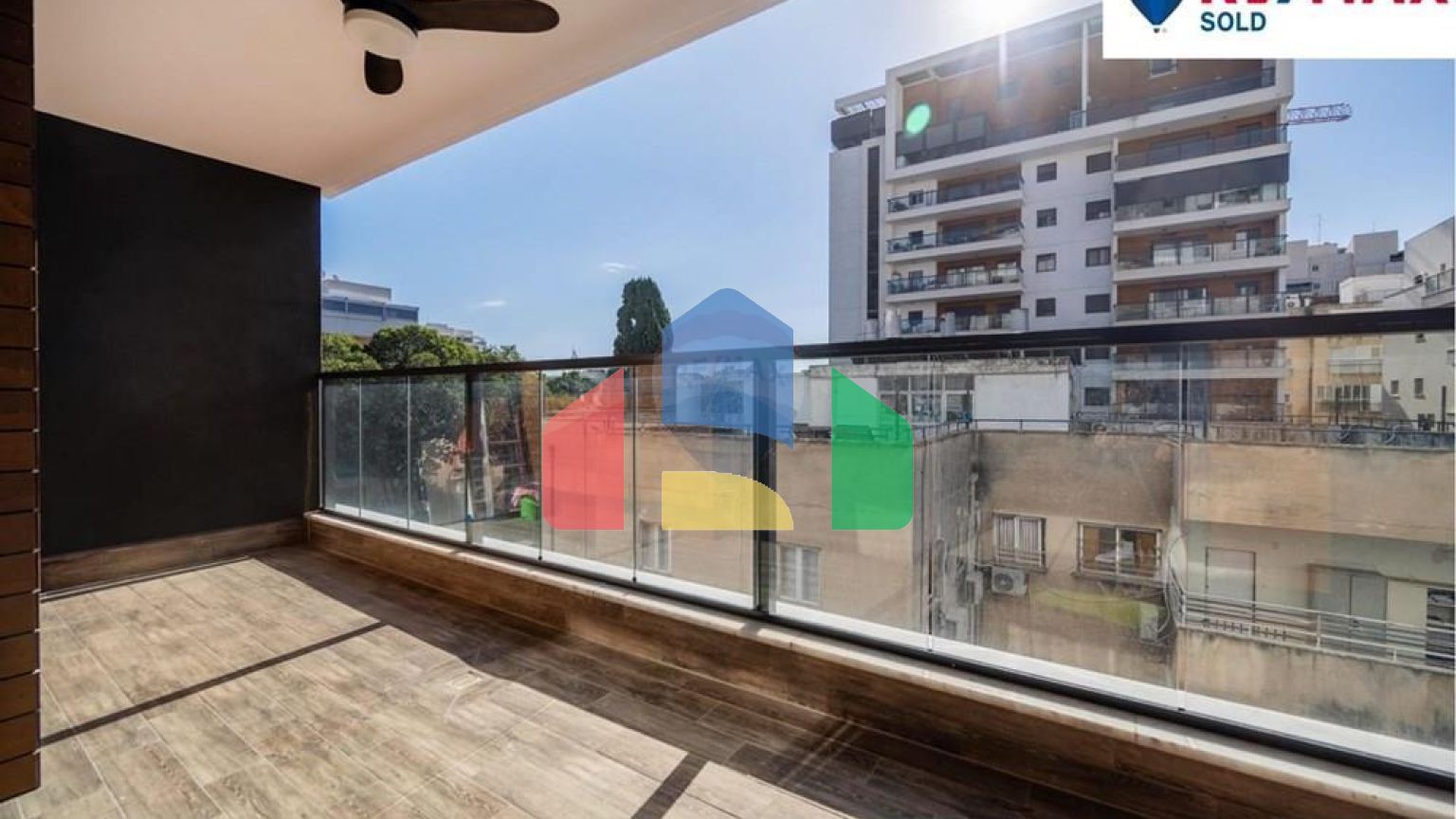 Residential - Multi-Family - Petah Tikva, Israel - HE