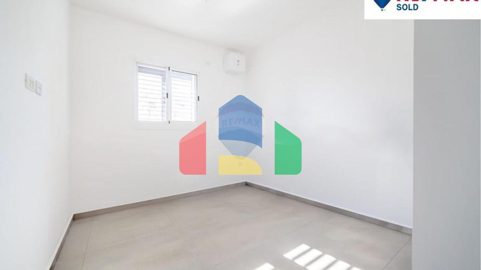 Residential - Multi-Family - Petah Tikva, Israel - HE