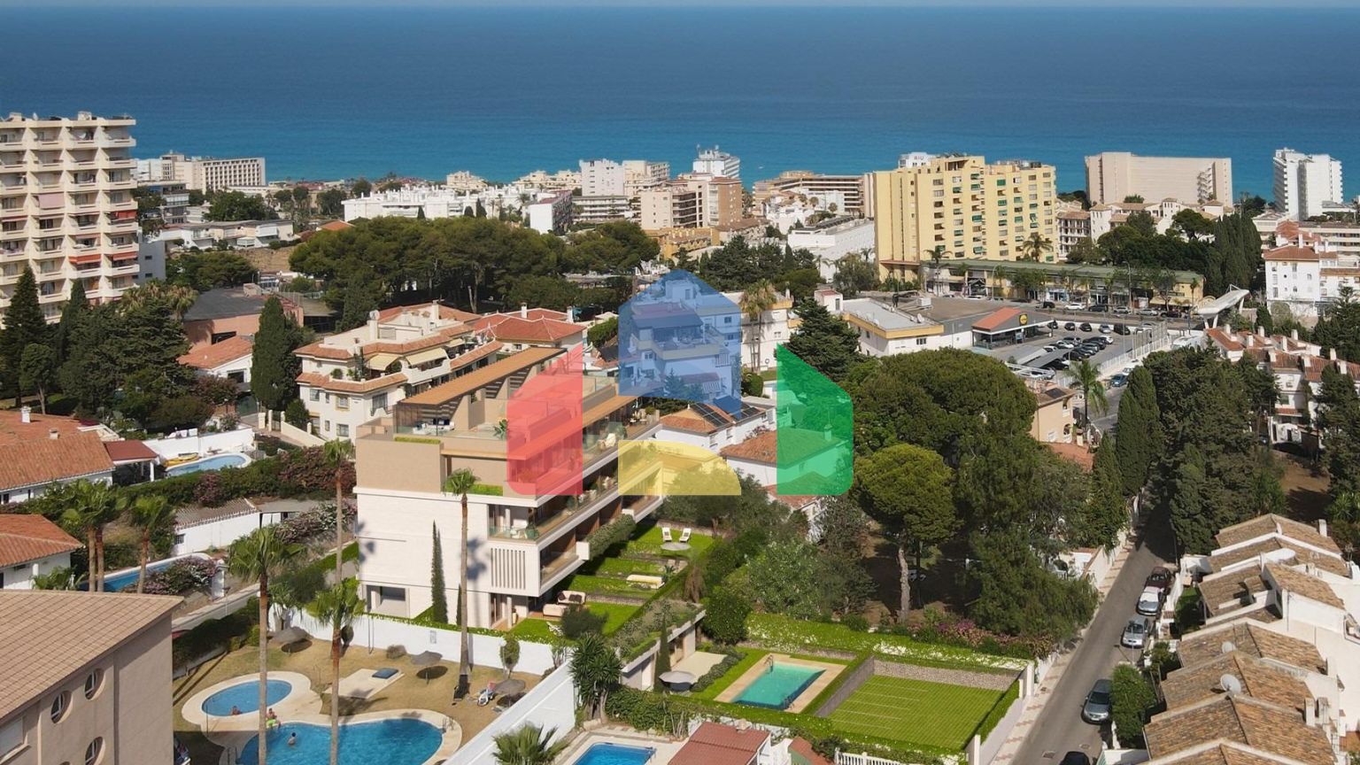 НОВЫЙ ЖИЛОЙ КОМПЛЕКС В ТОРРЕМОЛИНОСЕ