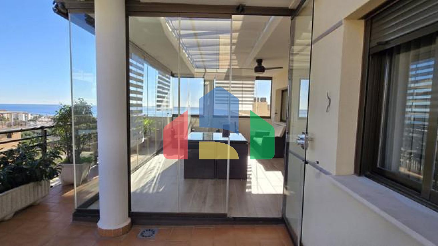 Пентхаус на продажу в Торремолиносе.