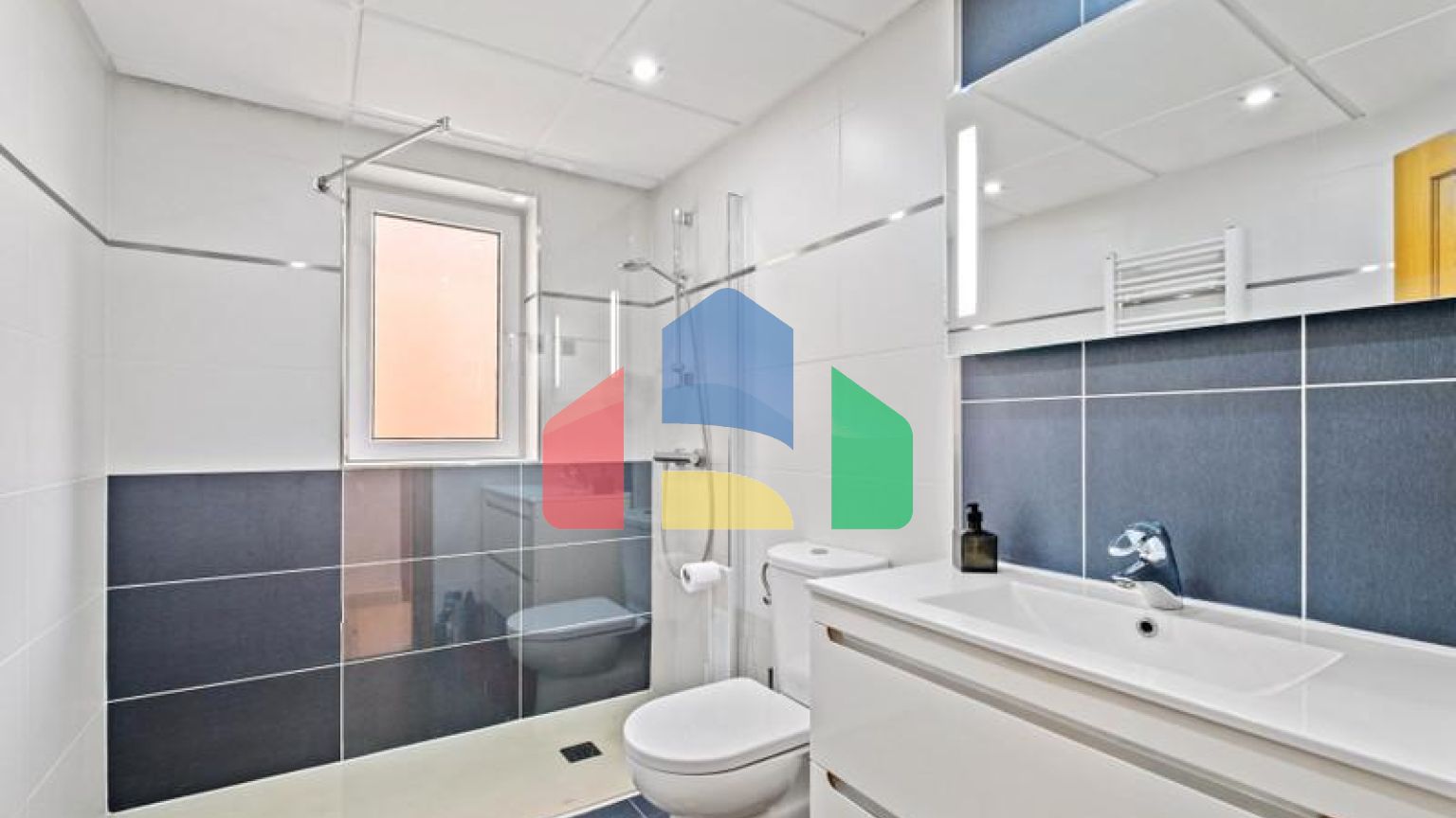 Пентхаус на продажу в Торремолиносе.