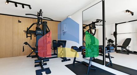 Роскошная вилла на продажу в Бенальмадене с панорамным видом на море